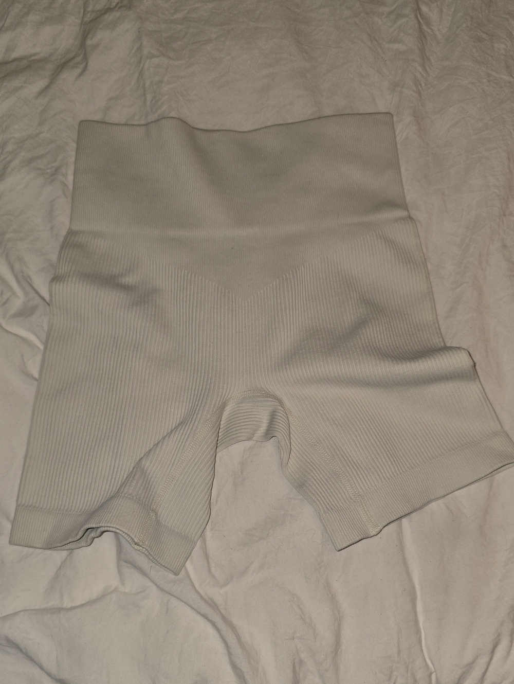Seamless High-Waist Ribbed Short - Cream